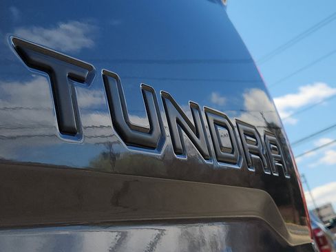 Used 2021 Toyota Tundra Platinum image 30