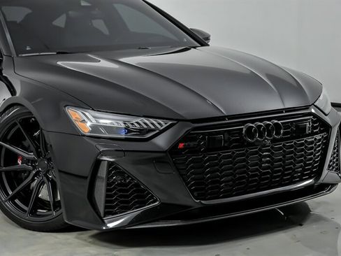 Used 2021 Audi RS 7 Sportback w/ Carbon Optic Package AWD/4WD image 3