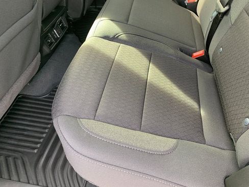 New 2026 GMC Sierra 1500 SLE w/ Preferred Package image 12