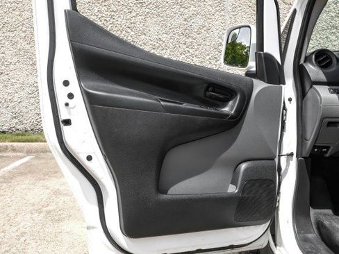 Used 2020 Nissan NV200 SV FWD image 32