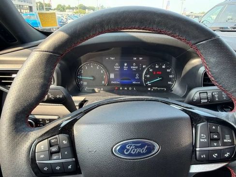 Used 2023 Ford Explorer ST-Line w/ Class IV Trailer Tow Package RWD image 11
