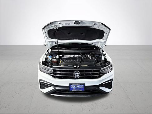 Certified 2023 Volkswagen Tiguan SE AWD/4WD image 23