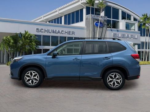 Certified 2023 Subaru Forester Premium AWD/4WD image 4