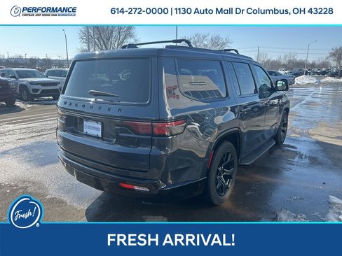 Used 2023 Jeep Wagoneer Series II w/ Convenience Group I image 4