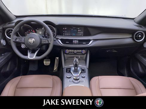 New 2023 Alfa Romeo Stelvio Ti image 14