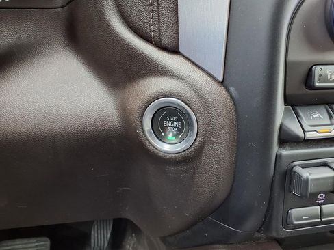 Used 2020 GMC Sierra 1500 SLT w/ SLT Premium Plus Package AWD/4WD image 8