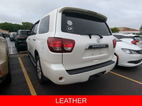 Used 2020 Toyota Sequoia Platinum AWD/4WD image 4