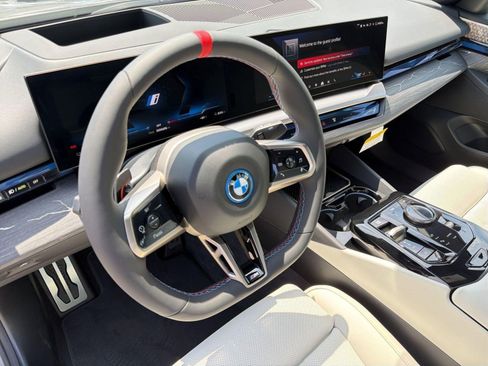 New 2026 BMW i5 M60 AWD/4WD image 16