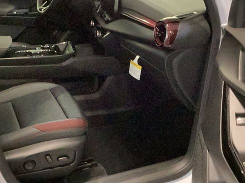 New 2026 Chevrolet Equinox RS AWD/4WD image 20