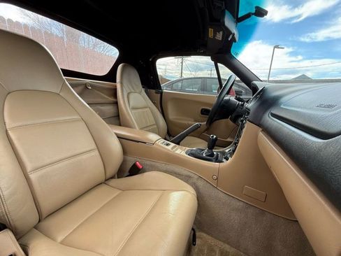Used 1999 MAZDA MX-5 Miata image 4