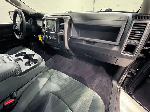 Used 2019 RAM 1500 Express AWD/4WD image 26