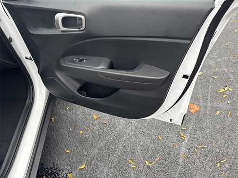 New 2026 Hyundai Venue SEL image 14