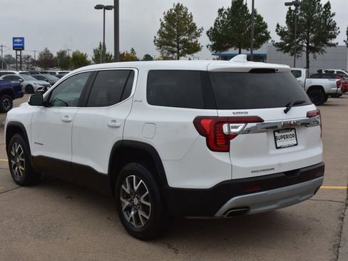 Used 2022 GMC Acadia SLE image 8