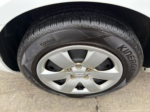 Used 2008 Kia Optima LX image 14