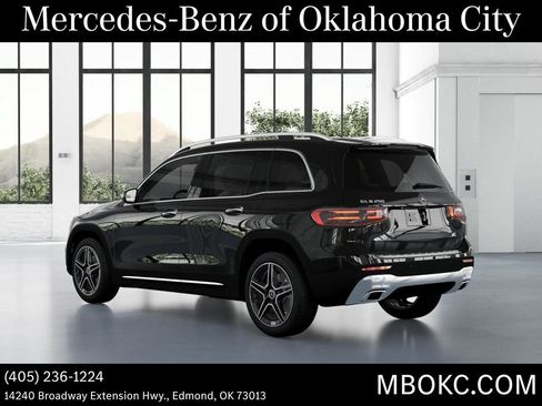 Used 2026 Mercedes-Benz GLB 250 image 30