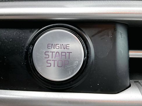 Used 2023 Kia K5 LXS image 29