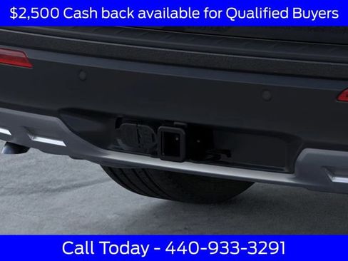 New 2026 Ford Explorer Active w/ Active Comfort Package image 24