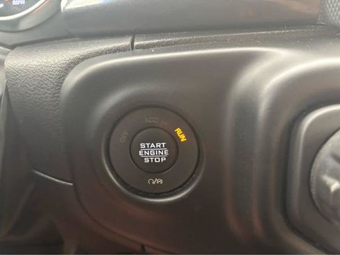 Used 2023 Jeep Wrangler Unlimited Sport AWD/4WD image 24