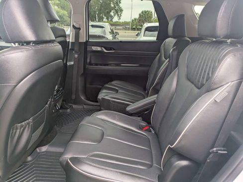 Used 2024 Hyundai Palisade Limited FWD image 14