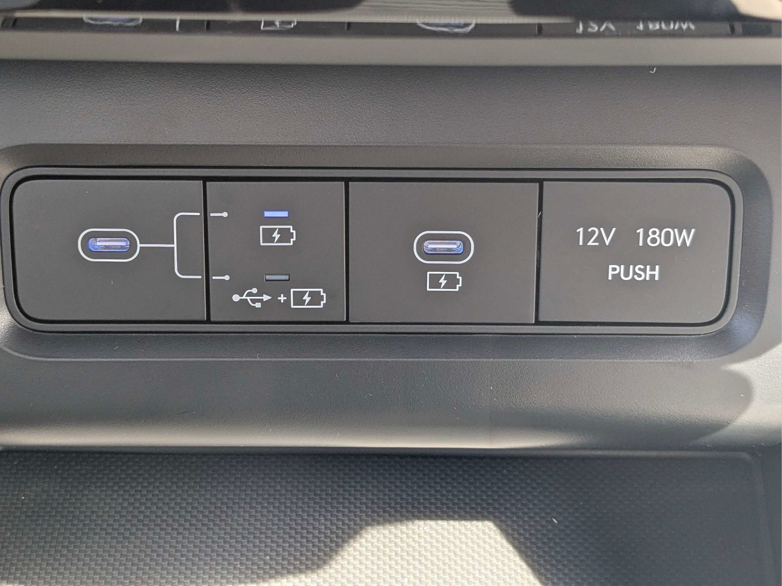 New 2026 Hyundai Tucson Limited FWD image 22