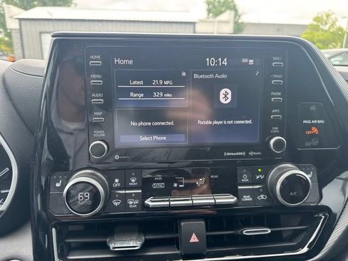 Used 2021 Toyota Highlander XSE AWD/4WD image 13