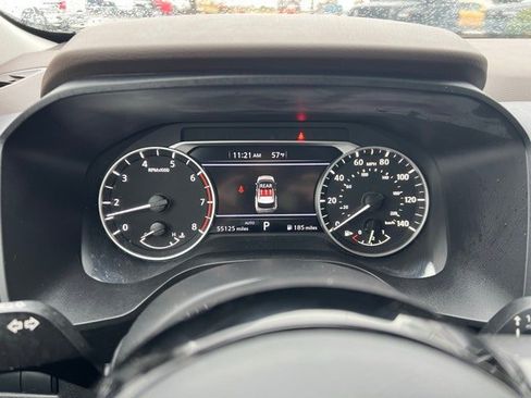 Used 2023 Nissan Rogue SV image 14