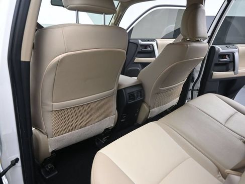 Used 2019 Toyota 4Runner SR5 Premium AWD/4WD image 15