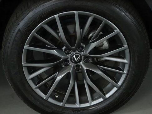 Used 2022 Lexus RX 450h F Sport image 10