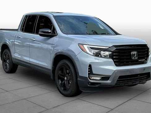 Used 2022 Honda Ridgeline Black Edition image 3