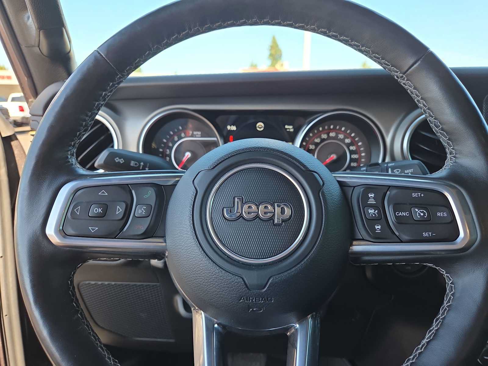 Used 2021 Jeep Wrangler Unlimited Rubicon w/ Uconnect 4C Nav & Sound Group AWD/4WD image 23