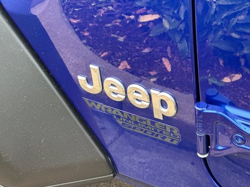 Used 2019 Jeep Wrangler Unlimited Sport AWD/4WD image 26