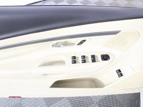 Used 2010 Volkswagen Eos Komfort image 12