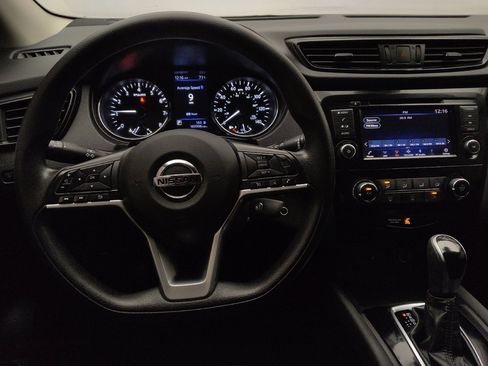 Used 2020 Nissan Rogue Sport S w/ Appearance Package FWD image 22