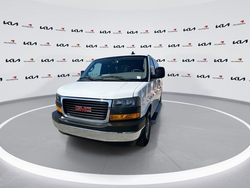 Used 2024 GMC Savana 2500 w/ Driver Convenience Package image 4