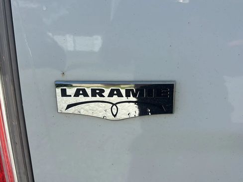 Used 2018 RAM 2500 Laramie AWD/4WD image 5