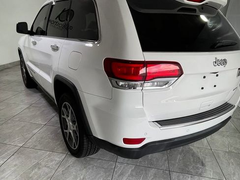 Used 2022 Jeep Grand Cherokee Limited image 5