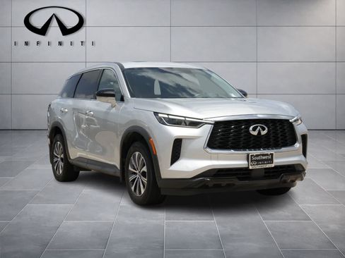 Certified 2023 INFINITI QX60 Pure FWD image 3