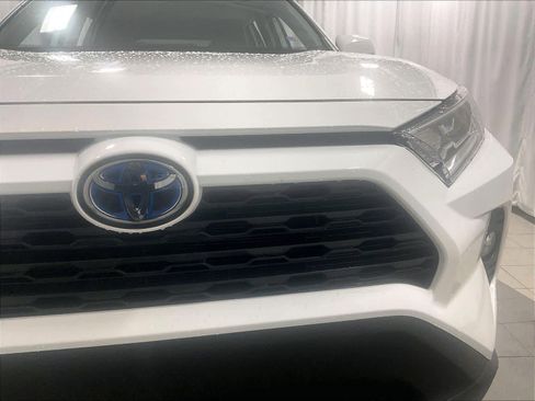 Used 2021 Toyota RAV4 XLE w/ Convenience Package image 33