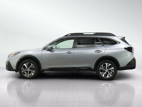 Used 2020 Subaru Outback Limited AWD/4WD image 2