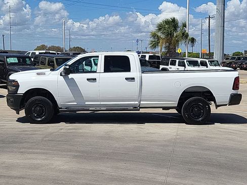 New 2026 RAM 2500 Tradesman AWD/4WD image 11