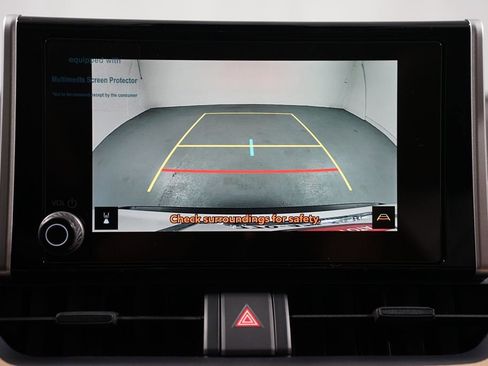 New 2025 Toyota RAV4 XLE image 19