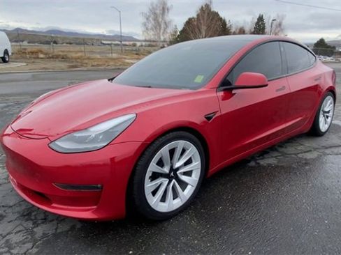Used 2022 Tesla Model 3 Long Range image 4