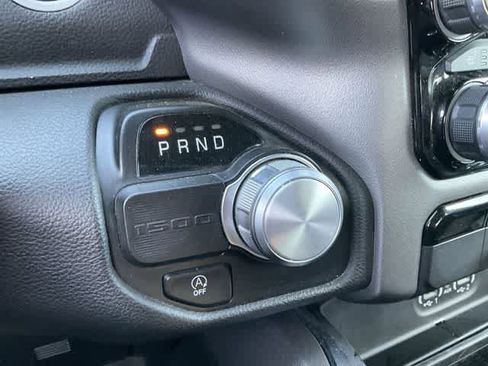 Used 2024 RAM 1500 Laramie RWD image 24