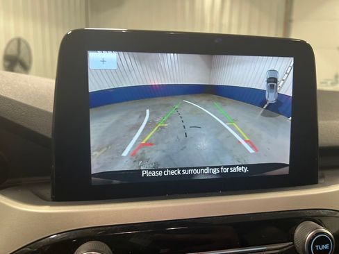 Used 2022 Ford Escape SEL image 15