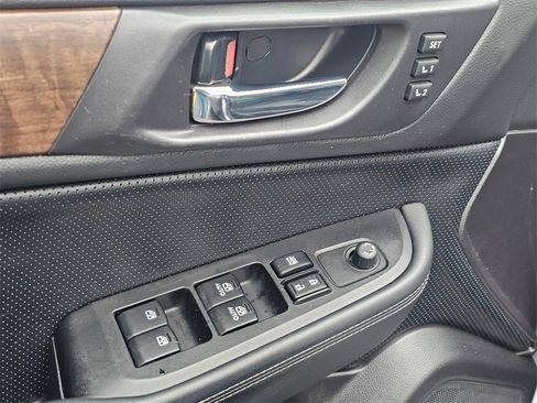 Used 2016 Subaru Outback 2.5i Limited image 20