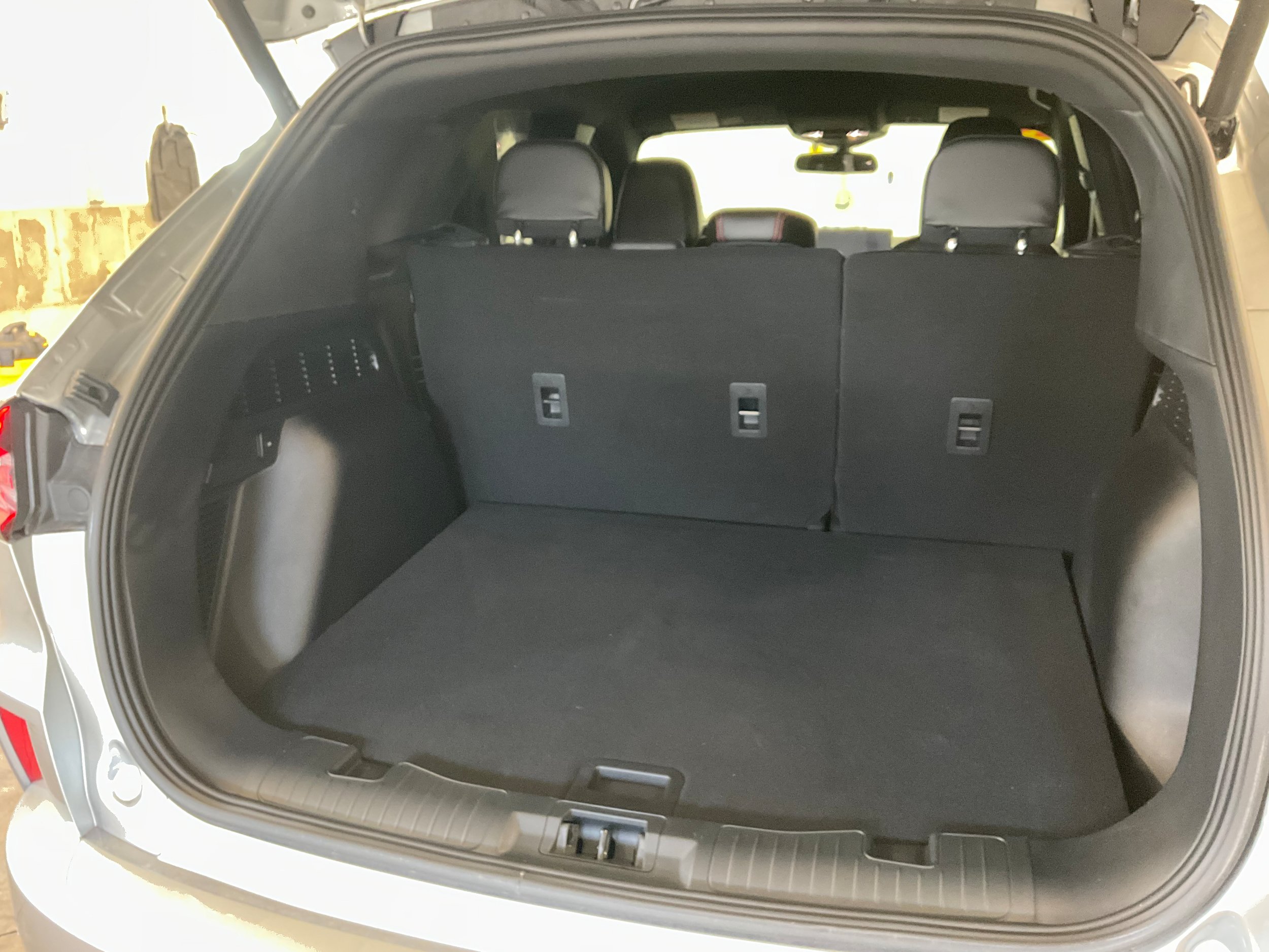 Used 2024 Ford Escape ST-Line w/ Tech Pack #1 AWD/4WD image 23