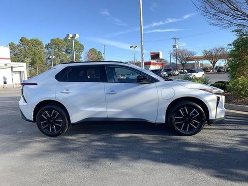 Used 2026 Toyota bZ image 9