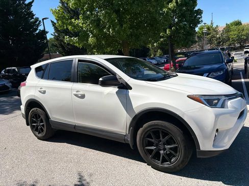 Used 2018 Toyota RAV4 LE w/ All Weather Liner Package AWD/4WD image 5