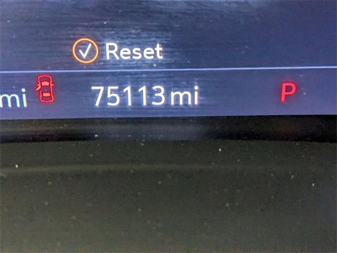 Used 2021 Buick Envision Essence w/ Sport Touring Package image 19