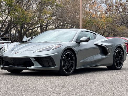 Used 2023 Chevrolet Corvette Stingray Coupe w/ 1LT image 8